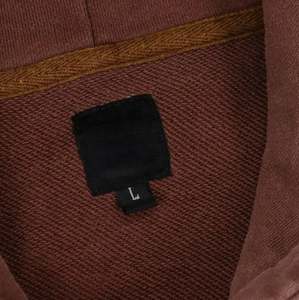 เสื้อฮู้ดดี้ผู้ชายไซส์ใหญ่ พิมพ์ลายปีกนางฟ้า ล้างสีแบบแอซิดวอช ผ้าฝ้ายเนื้อหนา ทรงบ็อกซี่ฟิต สวมใส่สบาย แบบสั่งทำพิเศษ - Product Image 6