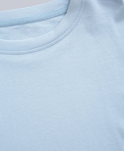 Camiseta de Mujer, Azul Claro, 100% Poliéster, Cuello Redondo, Corte Regular, Manga Corta, Casual, Ecológica, Transpirable, Tejido Jersey - Product Image 4