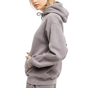 Sweat à capuche uni avec logo imprimé et cordon de serrage pour un confort optimal, style minimaliste, poche frontale, respirant et confortable, à prix abordable. - Product Image 3