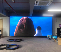 Écran d'affichage publicitaire LED intérieur/extérieur P1.95 P2.604 P2.97 P3.91 avec luminosité de 10000 cd, garantie de 3 ans, CMS basé sur le cloud