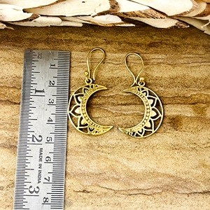 Pendientes de Diseño Único Boho Luna Tribal de Latón para Mujer, Chapados en Oro de 18k, Colgantes de Luna Creciente Celestial, Venta al por Mayor/OEM/ODM - Product Image 3