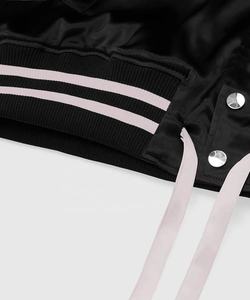 Blouson aviateur de baseball en satin personnalisé pour hommes Blouson élégant de baseball en chenille brodé universitaire Varisty pour hommes - Product Image 4