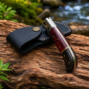 มีดพับดามัสกัส ด้ามไม้สองสีแดงดำ  พร้อมบอสเทอร์เหล็ก  ทำด้วยมือ  มีดพกพา EDC - Product Image 2