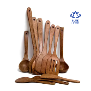Juego de Cucharas de Madera en OFERTA - Utensilios de Cocina de Mango Largo para Remover, Servir y Más - OEM Disponible - Product Image 1