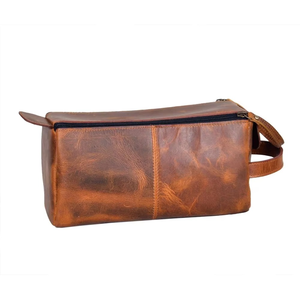 Nouvelle Trousse de Toilette de Voyage Tendance en Polyester avec Fermeture Éclair, Motif Lettres, Grande Capacité, Résistante à l'Eau, Utilisation Toutes Saisons - Product Image 1