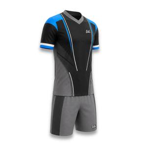 Ensemble de maillots de football personnalisés de haute qualité pour hommes, uniforme vierge à sublimation avec short, service OEM - Product Image 4