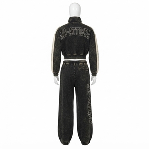 Conjunto de chándal de dos piezas para mujer: Chaqueta corta con cremallera y lavado ácido y pantalones de chándal de pierna ancha - Product Image 3