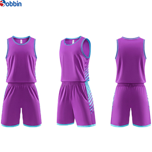 Uniformes de Baloncesto Personalizados Sublimados de Alta Calidad, Transpirables, con Camiseta y Pantalones Cortos, para Jóvenes - Product Image 5
