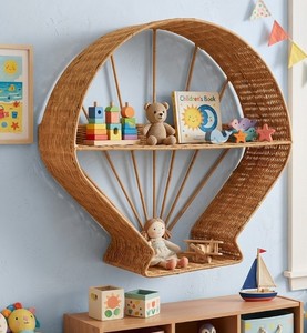 Étagère murale en rotin naturel artisanal en forme de ballon avec compartiments ouverts pour chambre d'enfant, crèche et salle de jeux - Product Image 5