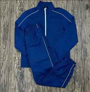 Ensemble de survêtement unisexe de haute qualité personnalisable avec logo et design unique - Product Image 2