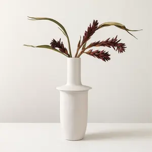 Jarrón de lujo para arreglos florales en oro, jarrón decorativo de interior en oro, soporte floral contemporáneo de metal dorado, florero. - Product Image 2