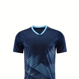 Uniformes de football en gros, 100% polyester, design personnalisé, fabriqués par FIT FRONT industries, disponibles dans toutes les couleurs - Product Image 4