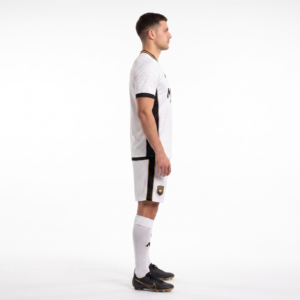 Camiseta de Entrenamiento de Fútbol Retro para Hombre, 100% Poliéster Jacquard, Cuello en V, Blanca, Personalizable OEM - Product Image 3
