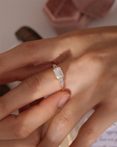 Anillo de Boda de Lujo con Diamante Genuino Blanco LGD Corte Esmeralda, Chapado en Oro Rosa y Rodio, 4.00+0.25 CT - Product Image 6