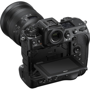 กล้องมิเรอร์เลส <span class=keywords><strong>Nikon</strong></span> Z9 รุ่นขายดี พร้อมเลนส์ 24-70 มม. f/2.8 และชุดอุปกรณ์พื้นฐาน - Product Image 3