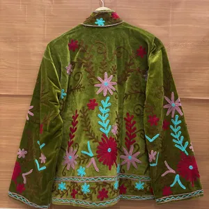เสื้อแจ็คเก็ตซูซานีปักลายดอกไม้สีเขียววินเทจ แขนยาว คอตั้ง ทำมือ สไตล์โบฮีเมียน เสื้อคลุมฤดูหนาว - Product Image 6