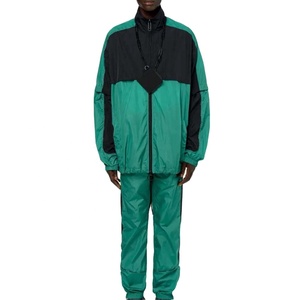 Conjunto de chándal cortavientos OEM superventas personalizado para hombre, venta al por mayor, chándales de verano transpirables a la moda personalizados - Product Image 5