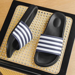 Sandales de récupération sportive pour hommes, légères, à semelle épaisse et coussinée, confortables après l'entraînement, en EVA, pour l'été, vente en gros usine - Product Image 6