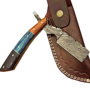 Rasoir droit traditionnel en acier damassé pour barbiers de qualité bricolage avec manche en bois pochette en cuir OEM personnalisable - Product Image 1