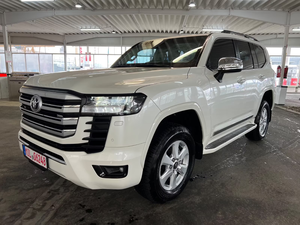 โตโยต้า แลนด์ ครุยเซอร์ ปราโด TX-L 2.7L ปี 2019 – รถเอสยูวีเบนซินสุดหรูพร้อมความสะดวกสบายและสมรรถนะระดับพรีเมียม - Product Image 5