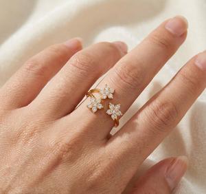 Bague ouverte ajustable en or massif 14 carats et argent 925, motif triple fleur, avec diamant de laboratoire, pour femme - Product Image 6