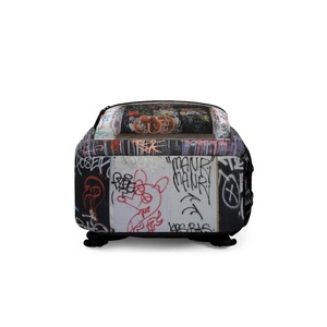 Sac à dos de voyage en cuir de luxe, imperméable et léger, convertible, avec un design pratique, un grand espace de rangement, compatible avec les ordinateurs portables, finition élégante - Product Image 5