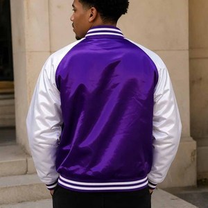 Alfa |   Kapa |   Chaqueta Bomber de Satén de Invierno Alpha Sorority con Letras Griegas en Rosa y Verde, Resistente al Viento, Chaqueta Bomber AKA Sorority - Product Image 2