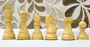 Handmade Sheesham <b>Wooden</b> <b>Chess</b> Pieces <b>Set</b> King Queen Bishop Knight Rook Pawn Natural Finish Eco-Friendly Unisex Various Colors - Product Image 2