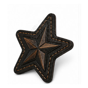 Écussons en cuir personnalisés de haute qualité, logo personnalisé, design embossé, étiquettes de vêtements durables pour accessoires de mode, vente en gros - Product Image 3