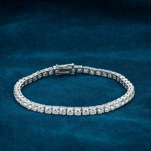 Bracelet de luxe en moissanite 4 mm pour homme, en argent, coupe ronde, serti de pierres, bijou élégant, cadeau idéal pour les fêtes - Product Image 3