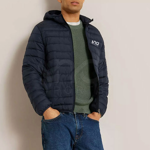 Chaqueta Acolchada Elegante con Relleno Térmico Ligero para Conjuntos Invernales con Estilo, Chaqueta Acolchada Moderna - Product Image 4