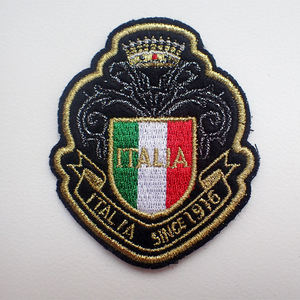 Badges brodés personnalisés par le fabricant, conception de badges brodés, patchs de logo brodés sur mesure pour vêtements - Product Image 5