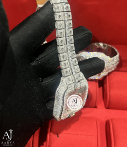 AARVA JEWELS นาฬิกาสแตนเลสสตีลหรูหรา คริสตัลแซฟไฟร์ มอยส์ซาไนต์ ตัวเรือนทรงสี่เหลี่ยมผืนผ้า 38 มม. ระบบอนาล็อก สายแบบ Miyota พร้อมตัวล็อคแบบพับได้ สำหรับทั้งชายและหญิง - Product Image 5