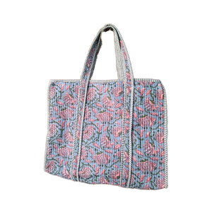 Sac à bandoulière portable matelassé tendance avec doublure en coton, fermeture éclair et chaînes pour femmes - Product Image 1