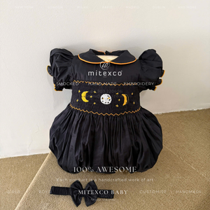 MITEXCO ชุดเดรสมินิลายสก๊อตสำหรับเด็กผู้หญิงในฤดูหนาว ปักลายการ์ตูน ปกปีเตอร์แพน แขนพอง ทำด้วยมือ - Product Image 1