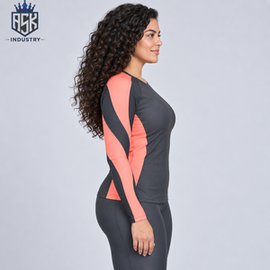New Best Design Shots Sleeve Compression Shirt For <b>Women</b> Best Premium Quality Customize Logo <b>Women's</b> <b>Rash</b> <b>Guard</b> OEM Service - Product Image 3