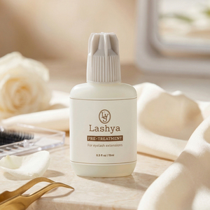 น้ำยาเตรียมขนตา Lashya 15 มล. สูตรสำหรับผู้เชี่ยวชาญ กลิ่นชาเขียว สำหรับต่อขนตา (ฉลากส่วนตัว) - Product Image 1