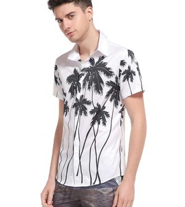 Chemise décontractée à manches courtes vert clair pour homme avec imprimé palmiers noirs, col rabattu, tenue d'été - Product Image 2