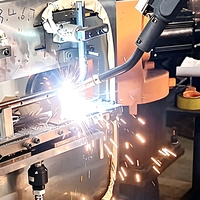 Robot de soudage XARP à 6 axes, soudeuse TIG robotisée, machine de soudage robotisée, bras de soudage robotisé, cellule de soudage robotisée, robot de soudage à l'arc