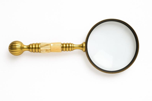 Loupe en métal faite à la main avec poignée à carreaux noirs et blancs, style vintage antique, loupe de lecture, décoration de bureau - Product Image 6