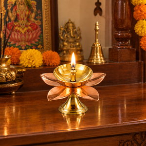 Lampe à huile en laiton artisanale en forme de lotus, pétale de fleur en cuivre, Deepam pour la cérémonie religieuse Pooja Diwali, à prix de gros - Product Image 3