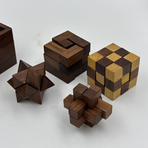 Ensemble de 4 puzzles en bois artisanaux en bois de rose indien, jeux de réflexion, boîte cadeau avec couvercle en verre, qualité supérieure - Product Image 6