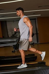 Débardeur de sport pour homme à séchage rapide, anti-transpiration, pour la gym et l'entraînement - Product Image 2