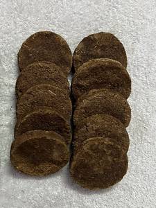 Pastel de Heno de Vaca Total Vedic, 100% Secado al Sol, Natural, Hecho a Mano, Ecológico, para Uso en Agricultura Orgánica, Combustible de Biomasa Ecológica para Havan Yagya - Product Image 5