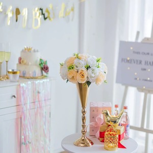 ชุดแจกันโลหะทรงกรวยสีทองตกแต่งงานแต่งงานคุณภาพสูง - Product Image 4