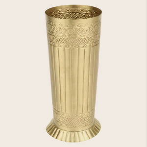Vase à fleurs décoratif en métal, parfait pour la décoration intérieure quotidienne, salon et présentoir sur étagère - Product Image 1
