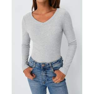 Tops de moda para mujer 2025, ropa de punto informal básica acanalada con cuello en V de manga larga, trajes de otoño y ropa interior de invierno - Product Image 5