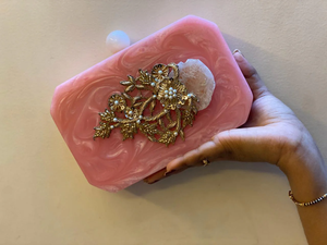 Figurine en résine écologique de haute qualité, peinte à la main, pour les soirées, fabriquée à la main pour les femmes, pour les fêtes de Noël et les événements - Product Image 4