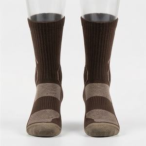 Chaussettes mi-hautes pour femmes, tricotées, respirantes, séchage rapide, mélange laine et nylon, douces, chaudes, confortables, usage quotidien, OEM ODM, couleur personnalisée, douces - Product Image 1