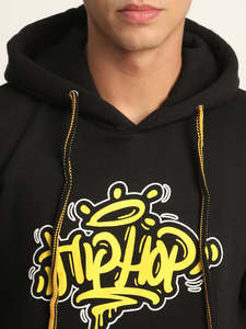 Sudadera Unisex de Invierno de Color Sólido, Tejida en Algodón y Felpa, Corte Regular, Secado Rápido, Estilo Streetwear, Hecha en Pakistán - Product Image 4